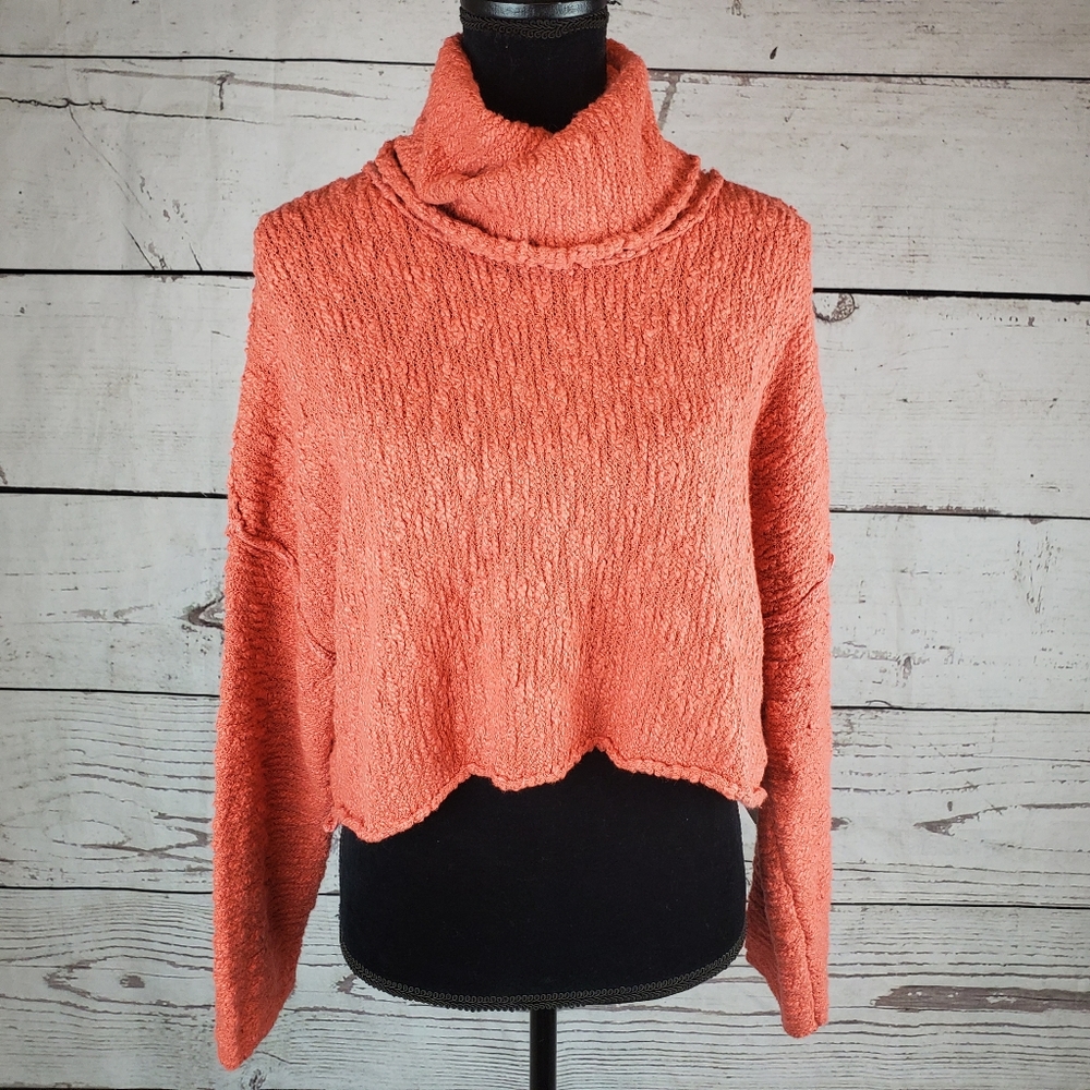 Free People Sweater Cropped Loose Fit Oversized Pullover Crop Top Coral Textured